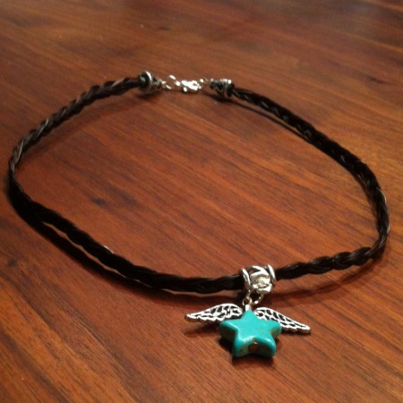 Korte gevlochten ketting van paardenhaar